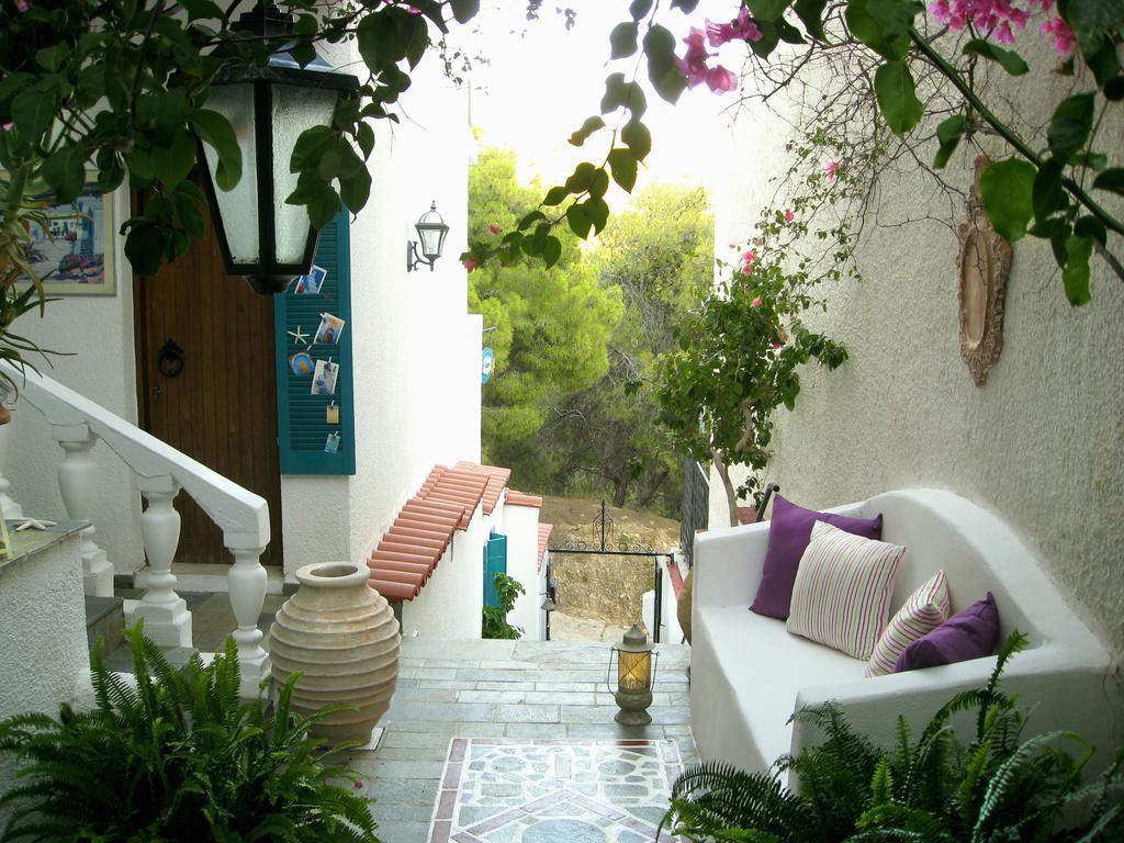 Stella Studios Poros Town Esterno foto